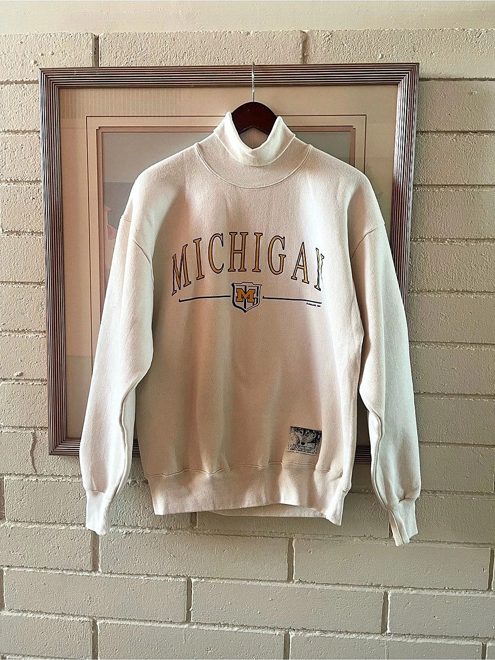 Michigan sweatshirt Michigan Cream Quarter-Zip Sweatshirt